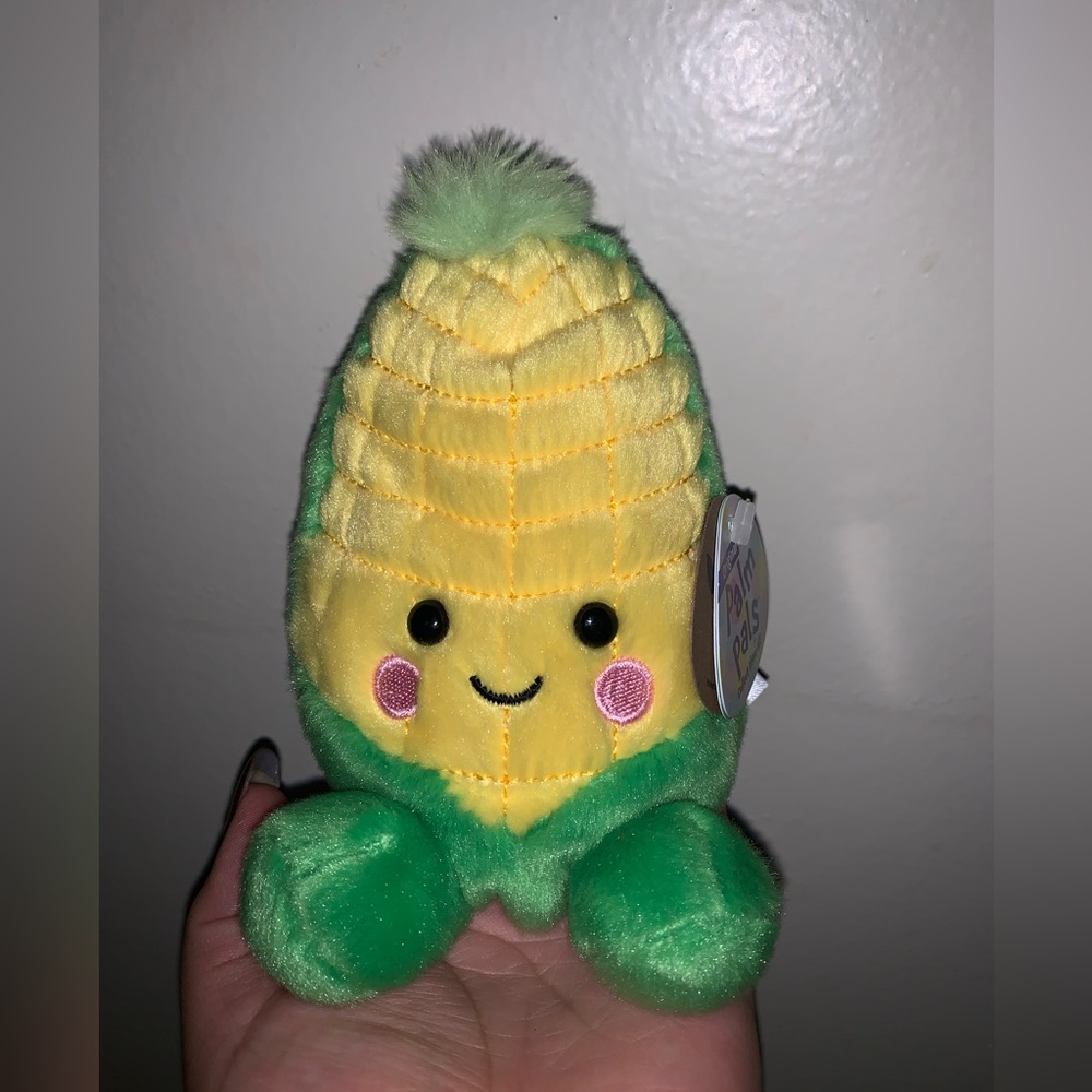 NWT Corn 🌽 on the cob Palm Pals